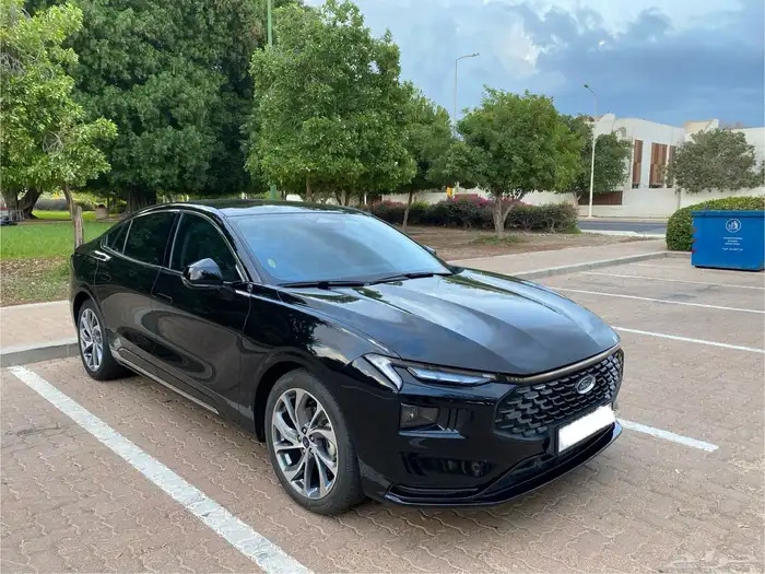 2023 فورد توروس تيتانيوم فل كامل 6