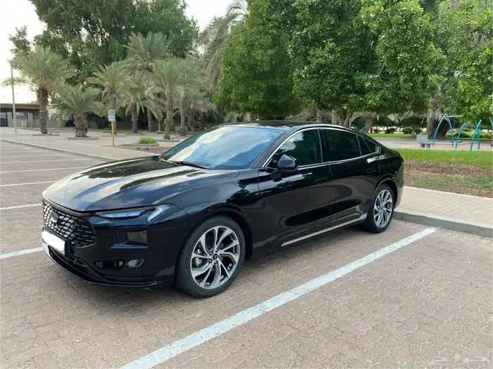 2023 فورد توروس تيتانيوم فل كامل 0