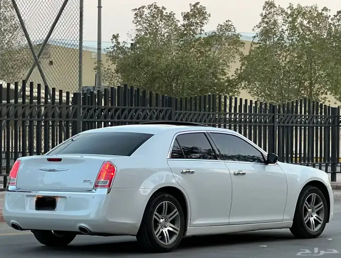 كرايزلر 2014 فل V6 سعودي 6
