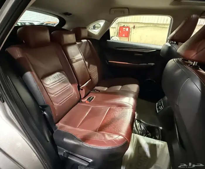 لكزس 2016 NX 200t (بحالة ممتازة) 9