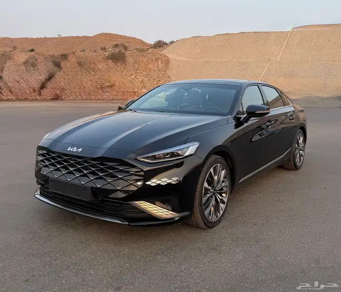 كيا K8 بنورما 2022 اعلا مواصفات 4 سلندر بحالة الوكاله للبيع 0