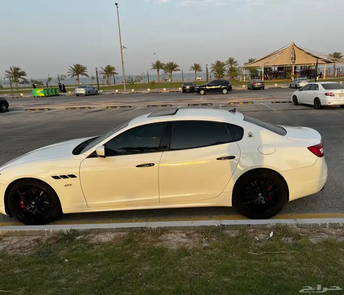 maserati quatropotre gts v8 bi turbo black edition full 3