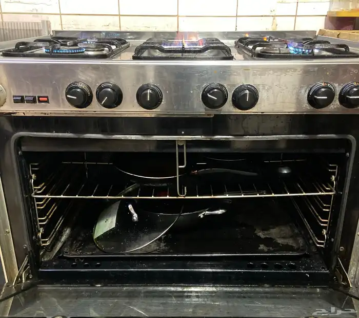 فرن كبير شغال للبيع 1