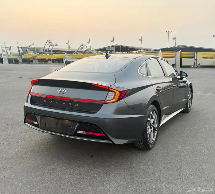 سوناتا 2022 فل بدون بنورما بحالة الوكاله للبيع 5