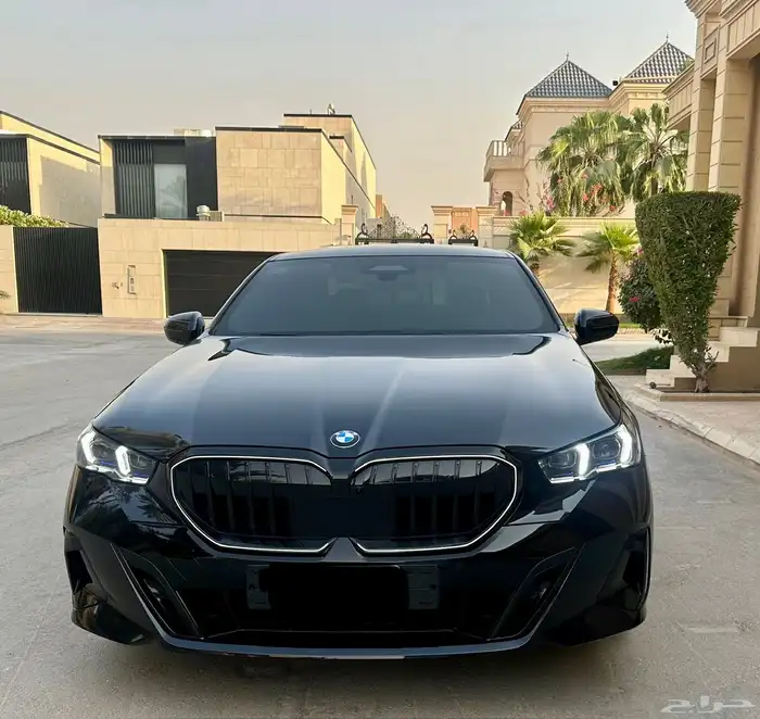 BMW 520i M ( ممشى قليل  بدون حوادث) 6