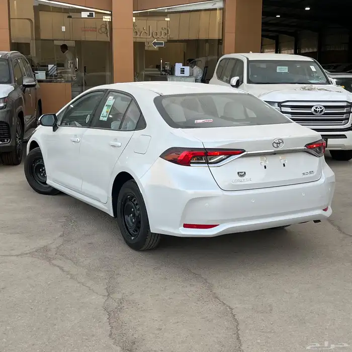 كورولا ستاندر 2025 مكينه 2000 و 1500 كاش واقساط 3