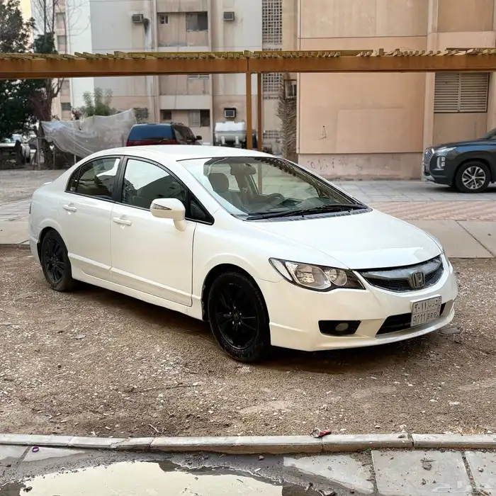 هوندا سيفيك 2007 قير اوتوماتيك نظيفه وجاهزه للنقل 1