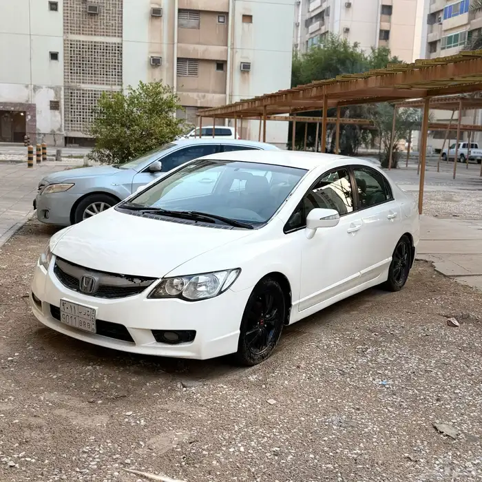 هوندا سيفيك 2007 قير اوتوماتيك نظيفه وجاهزه للنقل 2