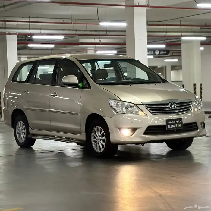 تويوتا انوفا فل كامل G 2013 بقمه النظافه 5