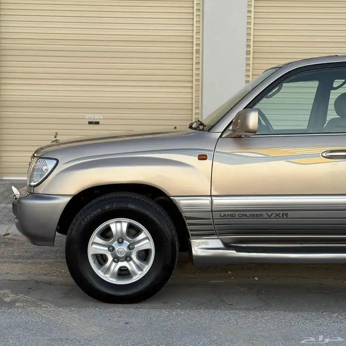 لاندكروزر فسكار 2003 قير عايدي اساس 10