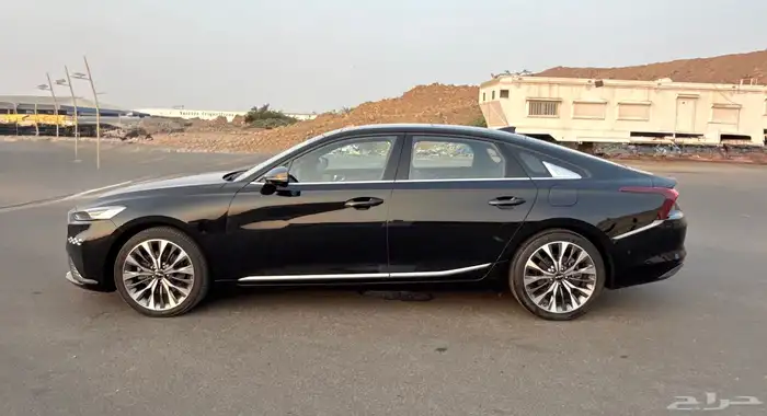 كيا K8 بنورما 2022 اعلا مواصفات 4 سلندر بحالة الوكاله للبيع 2