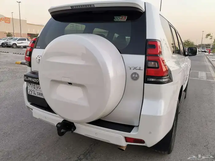 تويوتا برادو موديل 2023 سته سلندر 5