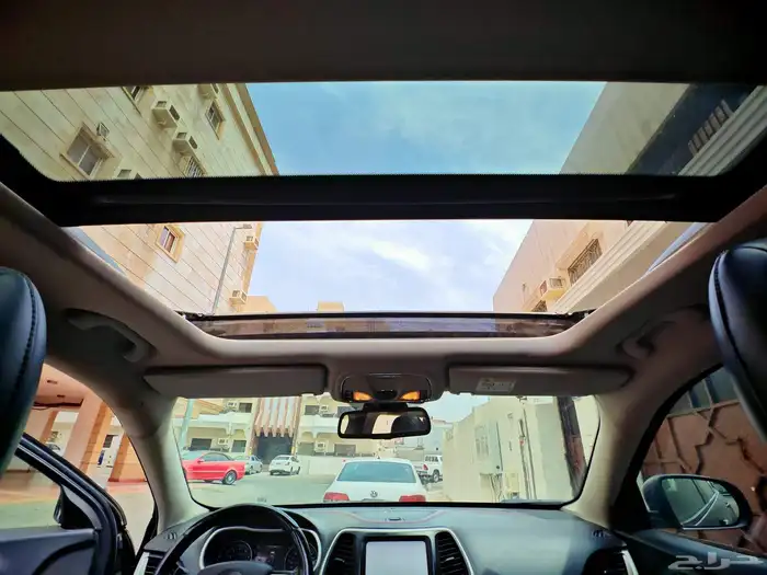 جيب شروكي فل كامل 2015 13