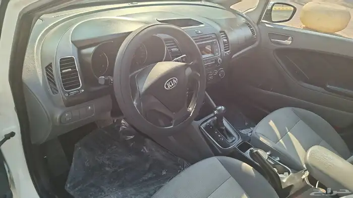 كيا سيراتو 2017 بحالة ممتازة جدا 7