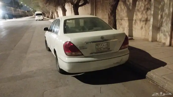 نيسان صني 2004 قير عادي 2