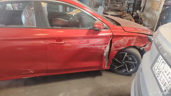 سمكرة وصبغ جميع انواع السيارات مع الفرن الحراري يوجد تابي 3