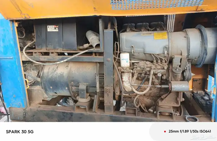 مولد كهرباء كبير مع مكينه لحام 4