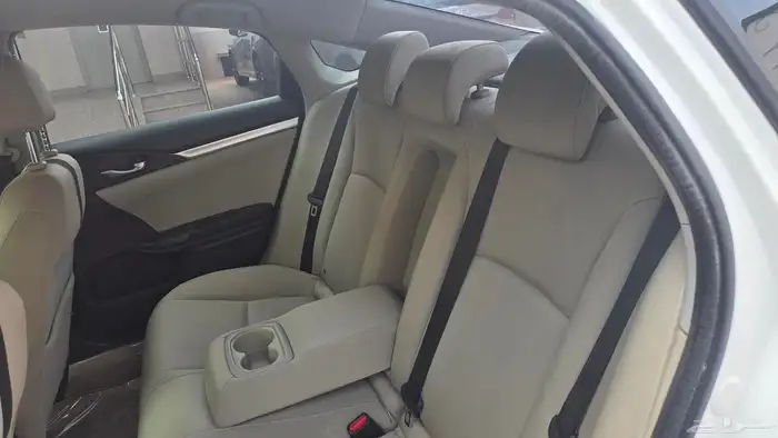 هوندا سيفيك 2017 نص فل 11