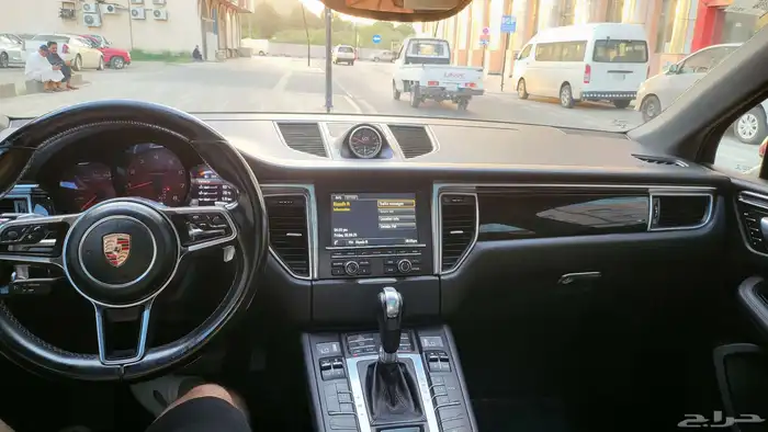 Porsche Macan 2015 4