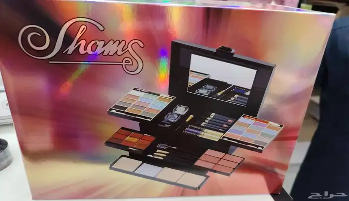 علب مكياج عمليه وموفره 0