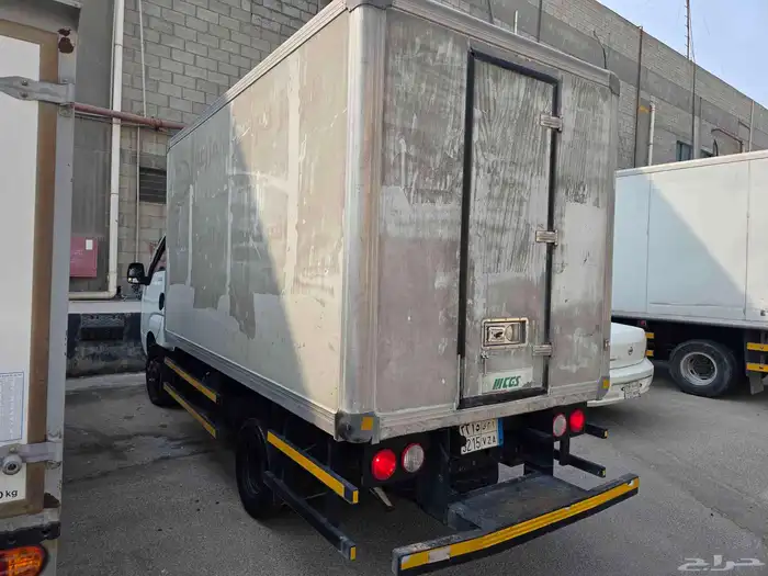 دينا كيا ثلاجة 2013 ماشي 125 الف 2