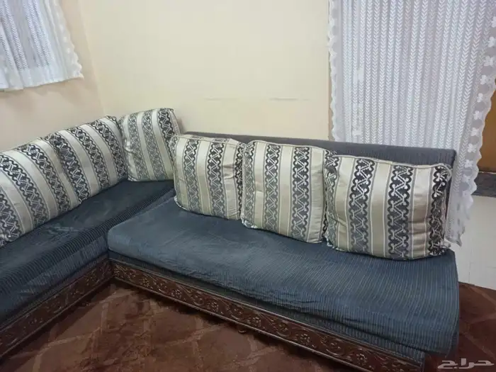 بيع اثاث منزل كامل مجلس نظيف بيج مع ستارة طاوله طعام ماليزي 7