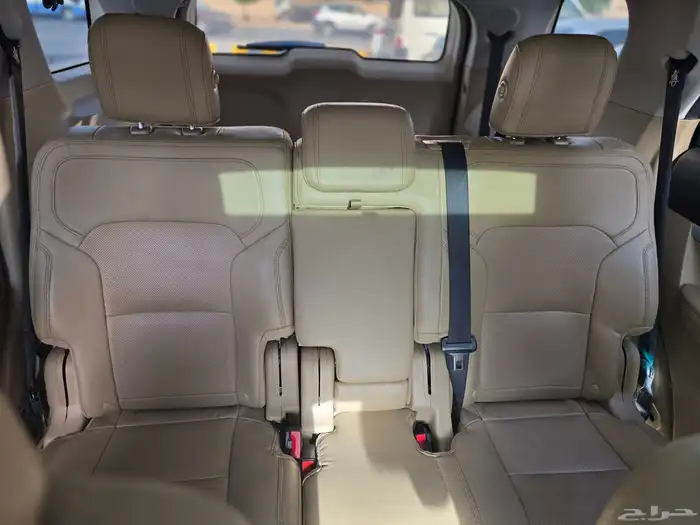 فورد اكسبلورر 2017 20