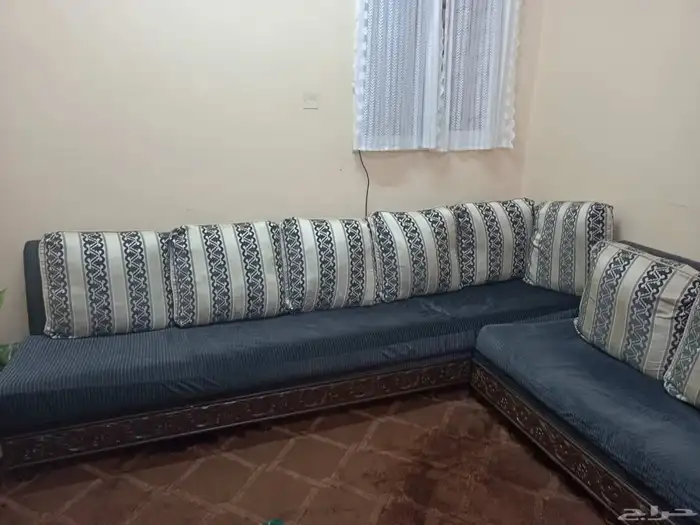 بيع اثاث منزل كامل مجلس نظيف بيج مع ستارة طاوله طعام ماليزي 6