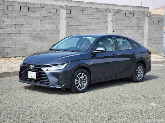 تويوتا يارس 2023 4