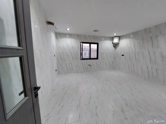 للبيع شقه تمليك الدور الأول مخطط 71جديدة مصعد راكب 4