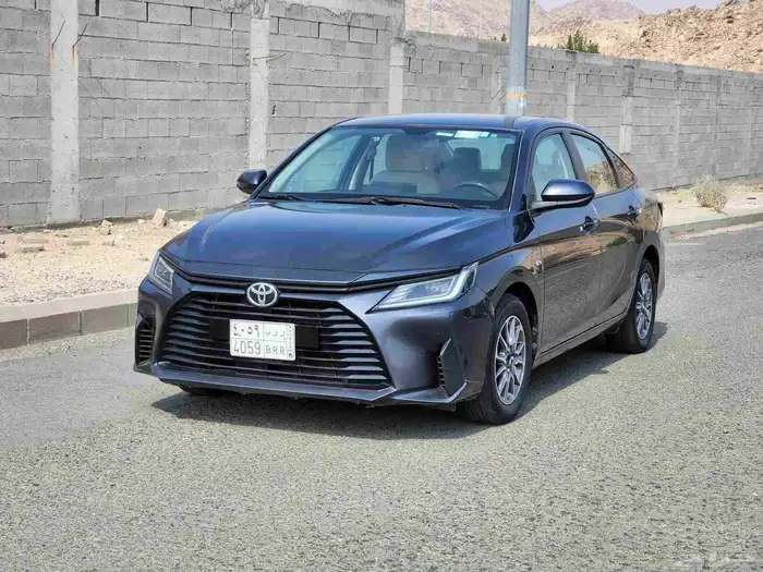 تويوتا يارس 2023 0