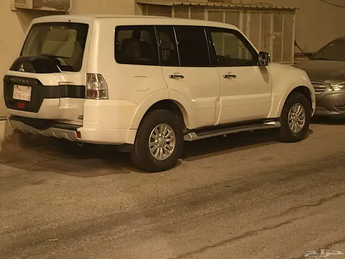 مستبيشي باجيرو 2016 للبيع 5