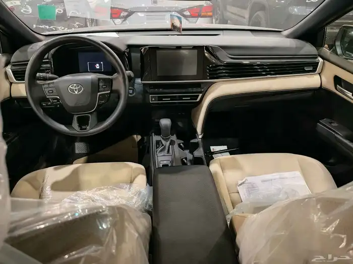 تويوتا كامري استاندر E سعودي 2025 8