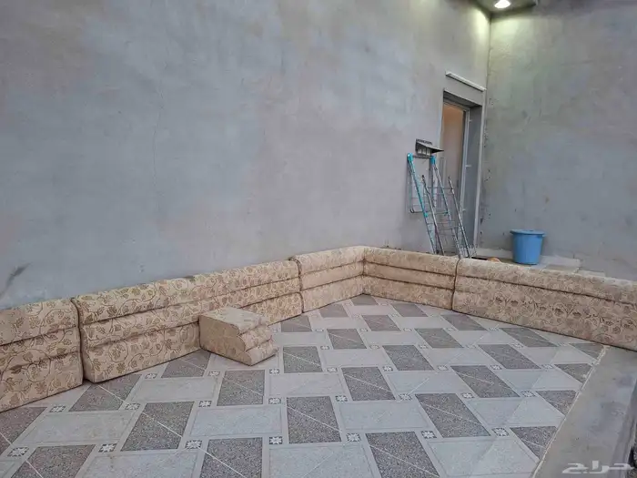 تكيات او مساند جلسه عربيه 3 في 4 للبيع 5