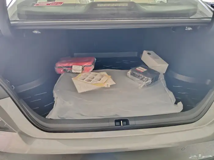 تويوتا كامري LE هايبرد 2025 تيتانيوم سعودي 8