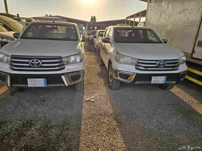 تويوتا هايلكس موديل 2023 و 2021 0