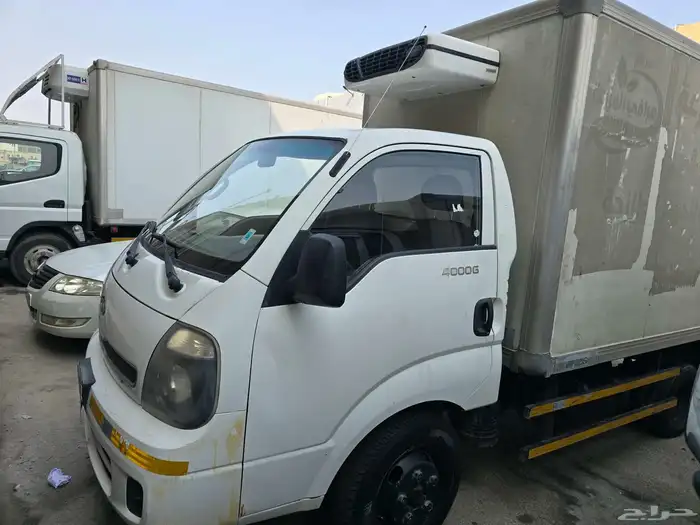 دينا كيا ثلاجة 2013 ماشي 125 الف 1