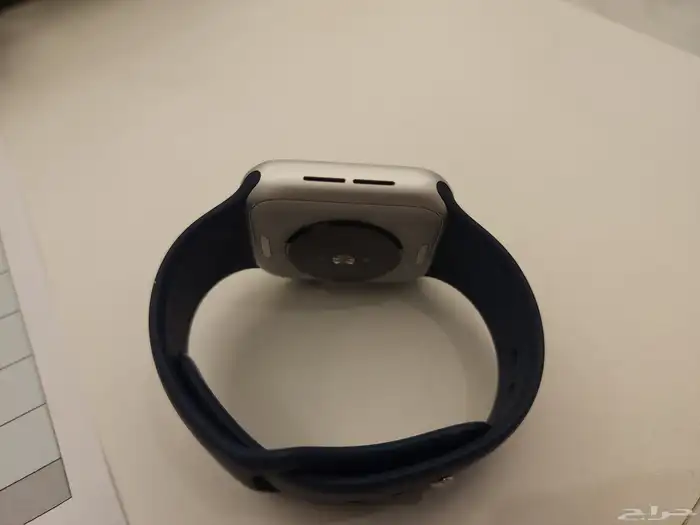 ابل واتش الجيل العاشر تدعم المكالمات 4