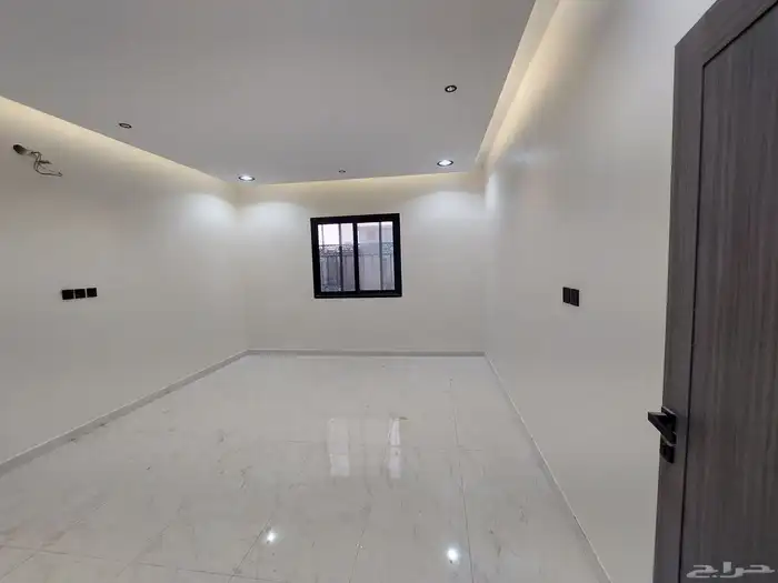 للبيع شقه تمليك الدور الأول مخطط 71جديدة مصعد راكب 13