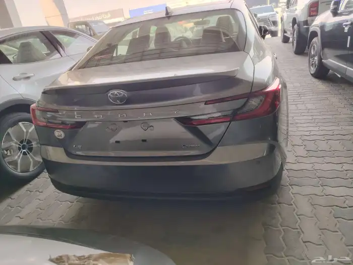 تويوتا كامري LE هايبرد 2025 تيتانيوم سعودي 5