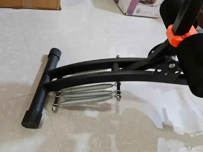 جهاز الغزال الطائر وجهاز تمارين بطن 8