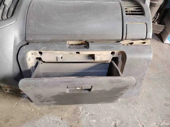 نايلون وانيت ايسوزو موديل من 2013 الي 2016 اصلي وكالة 3