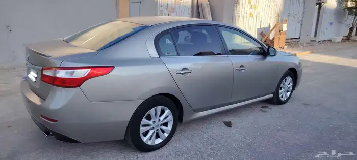 رينو سافران 2012 شبه مخزنة 5