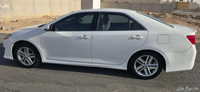 كامري 2012 SE فل كامل عبداللطيف جميل 6