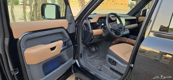 ديفندر P400 2022 HSE 13