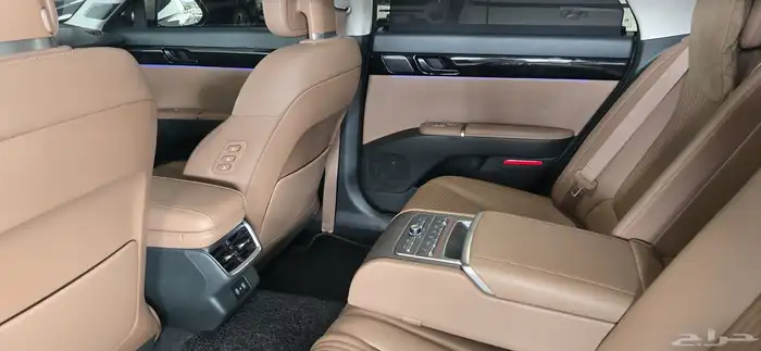 هونداي ازيرا 2023 10