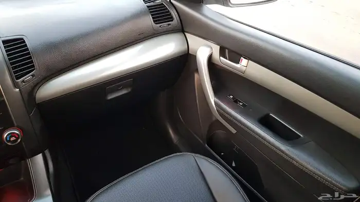 كيا سورنتو 2012 13