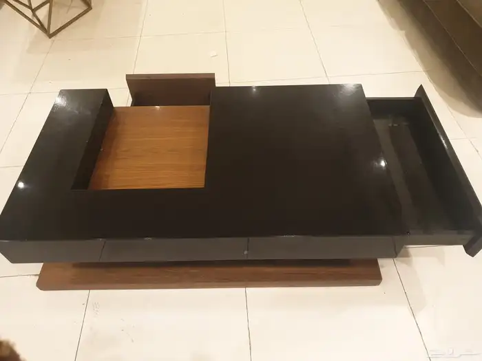 طاولة خدمه من ستي دبليو للبيع 0