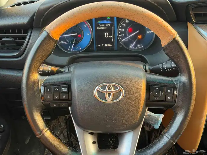 فورتشنر 2022 ديزل دبل 17