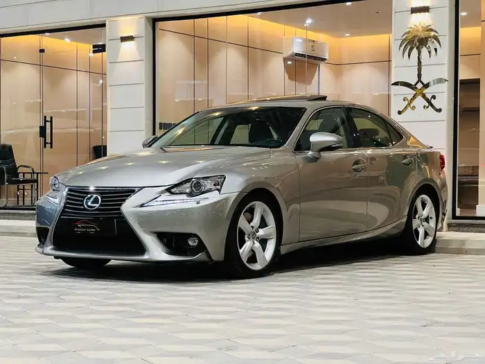 لكزس lS 350 2016 سعودي نظيف جدا 2